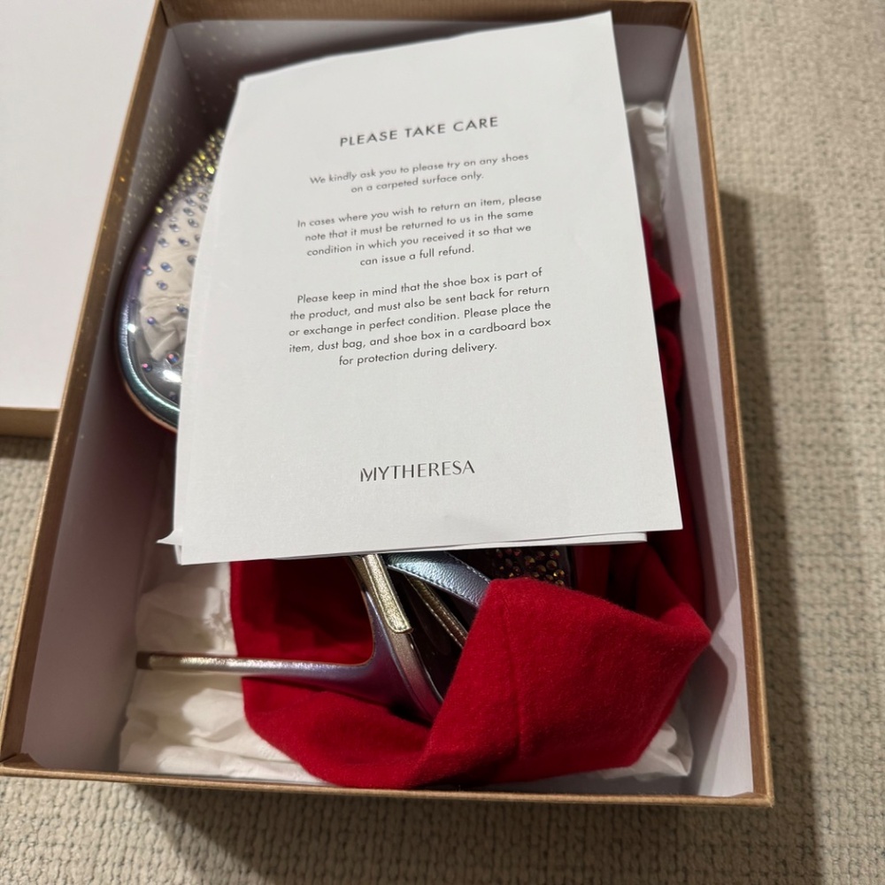 Christian Louboutin Spikaqueen Iridescent BNIB Size 11 - Picture 8 of 17